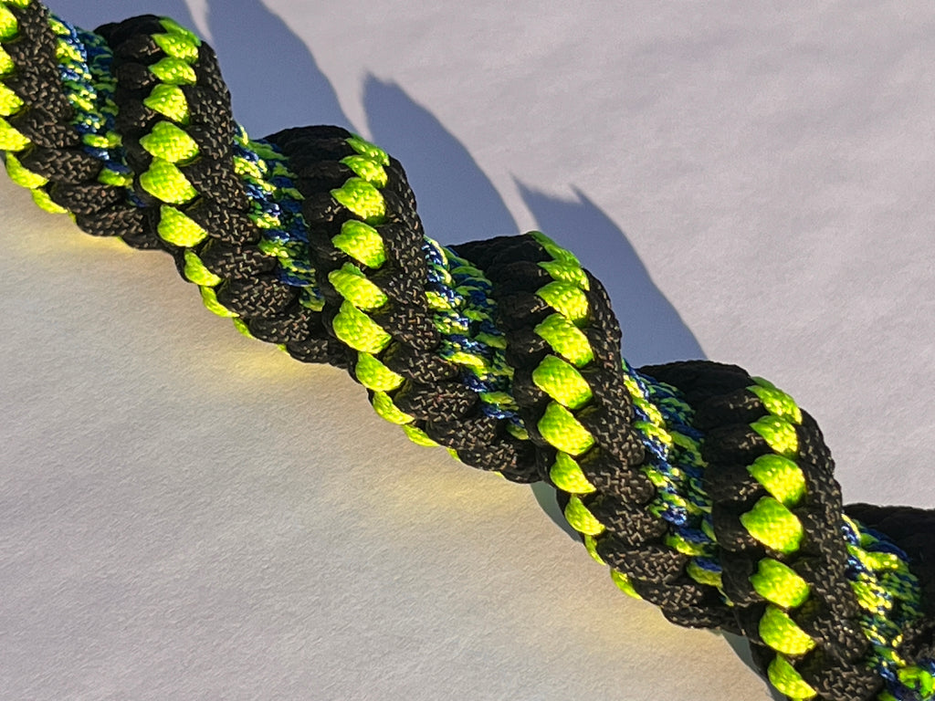 5in(13cm) Keychain 5-string Artisan Handwoven Helix Spiral Paracord Collectible Keychain – Black and Neon Green