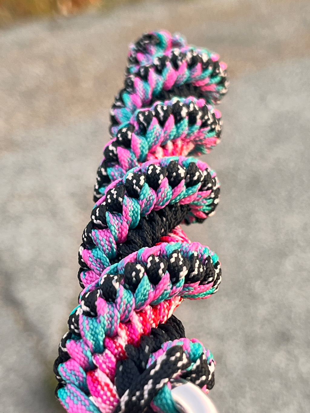 5in(13cm) Keychain 5-string Artisan Handwoven Helix Spiral Paracord Collectible Keychain – Black and Pink and White and Blue)